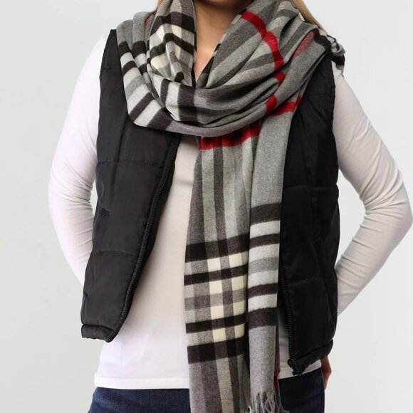 Fraas ~new~ Cashmink Black and Gray Plaid Blanket Scarf Shawl with Fringe - Picture 10 of 12